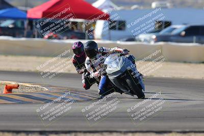 media/Dec-18-2022-SoCal Trackdays (Sun) [[8099a50955]]/Turn 2 (950am)/